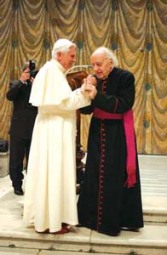 Mons. Bartolucci e Bento XVI