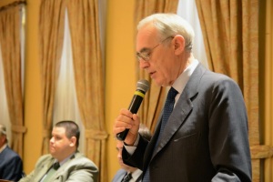 Professor Roberto de Mattei no Rio de Janeiro: evento contou com cerca de 200 assistentes.