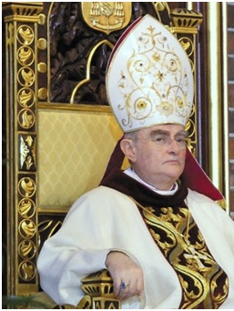 Dom Henryk Hoser, arcebispo de Varsóvia-Praga.